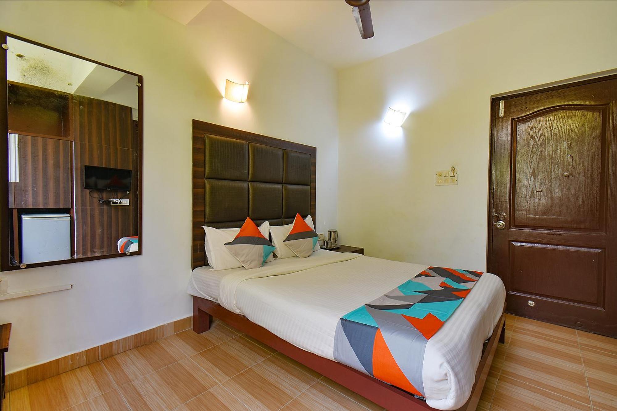 Fabhotel Kris Resort - Nr Calangute Beach Bagian luar foto