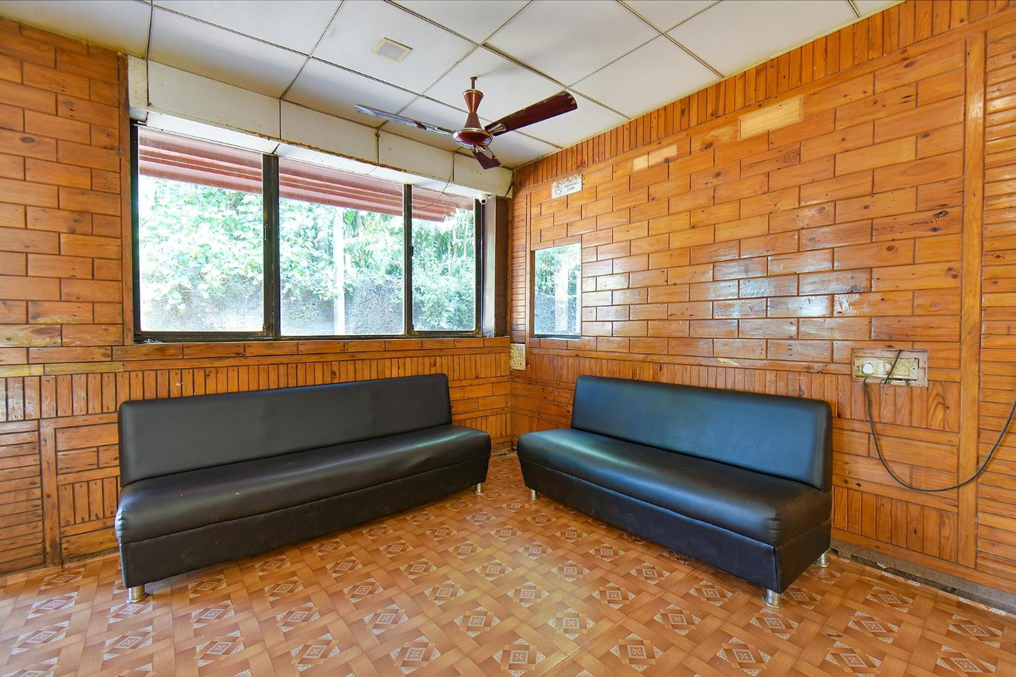 Fabhotel Kris Resort - Nr Calangute Beach Bagian luar foto