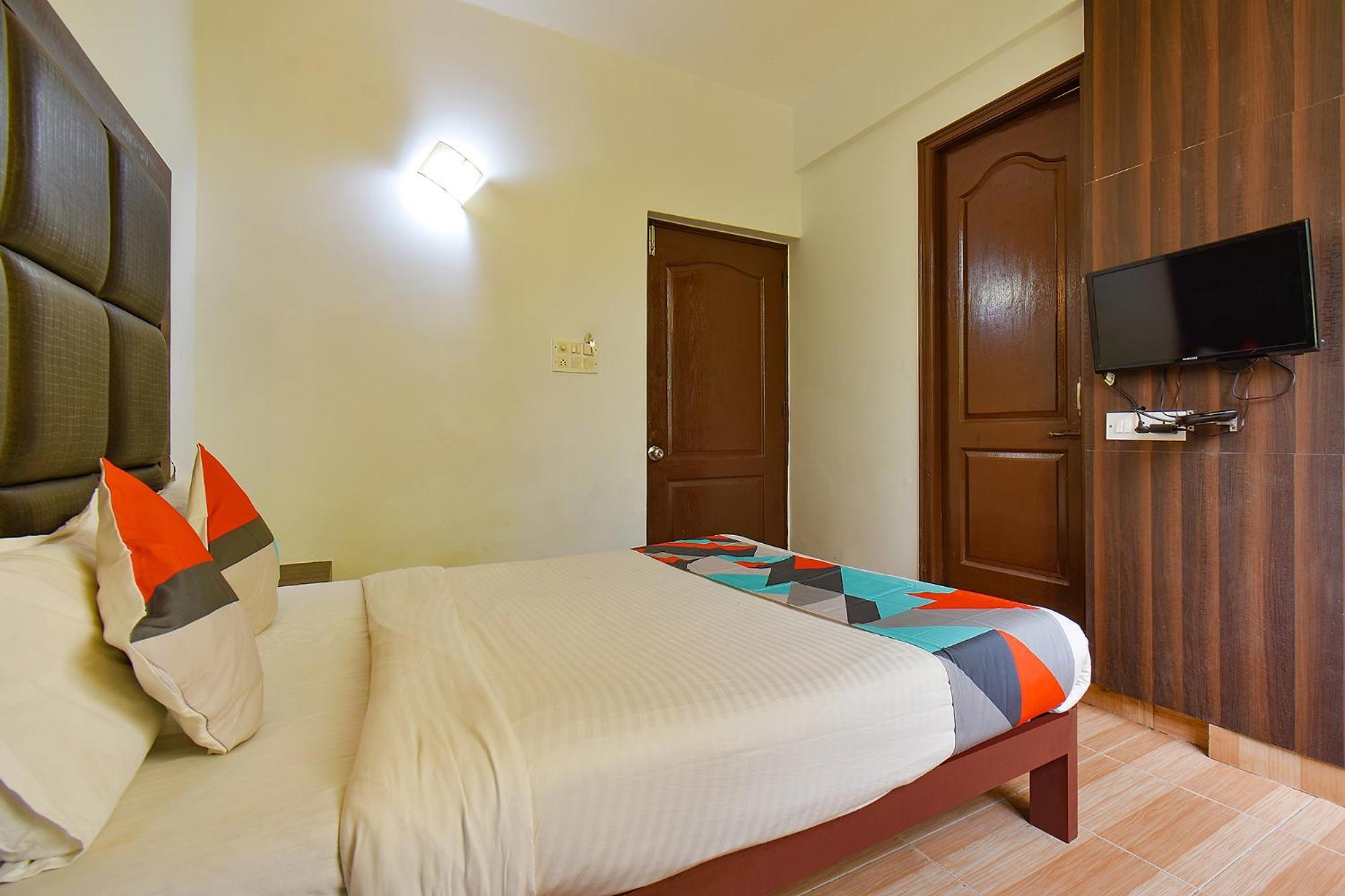 Fabhotel Kris Resort - Nr Calangute Beach Bagian luar foto